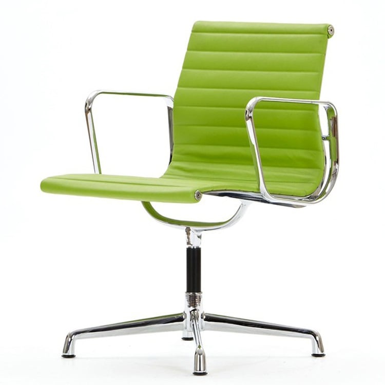 Charles Eames style, Konferencestol EA108 læder grøn