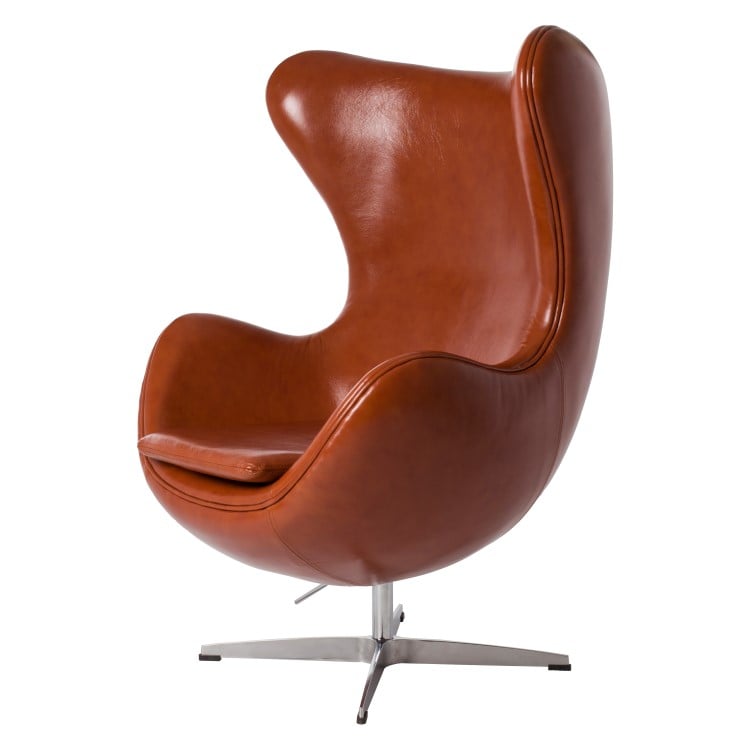 Arne Jacobsen style, Lænestol Egg stol cognac
