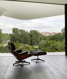 Design Eames lounge walnoot zwart leer in Denemarken